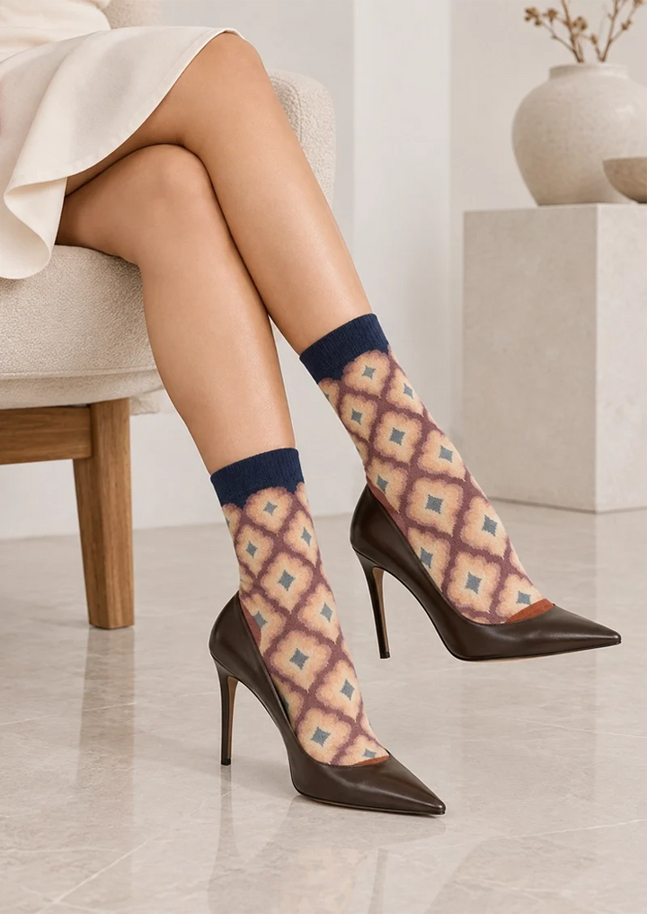 Women Navy Mauve Retro Diamond Pattern Knit Mid Calf Crew Socks