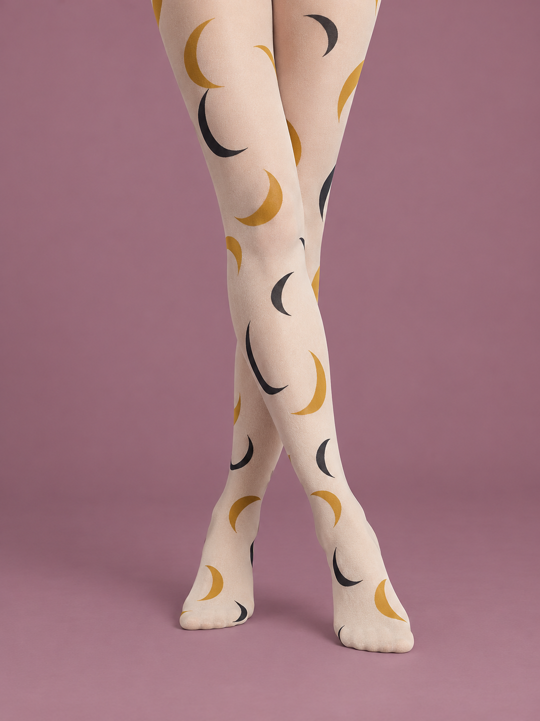 Women Ivory Ochre Sparse Crescent Print Full Foot Pantyhose